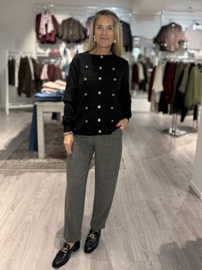 Micaela - Kofta med dekorativa knappar - Svart-OneSize