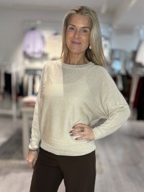 Betty - Tröja med skimmer - Ljusbeige