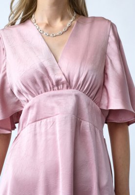 Zoom bild av Gisela - Kort klänning i satin-look - Rosa