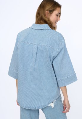 Zoom bild av Sisters Point Olea Randig jeansjacka - Blå / Vit