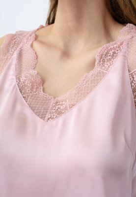 Zoom bild av Vara - Enfärgat linne med spets - Rosa