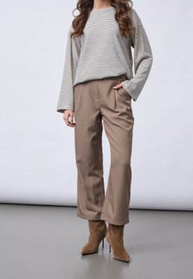 Zoom bild av Viksa - Ankellång kostymbyxa - Taupe