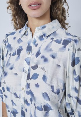 Zoom bild av Ella - Mönstrad blus med ballongärm - Blå