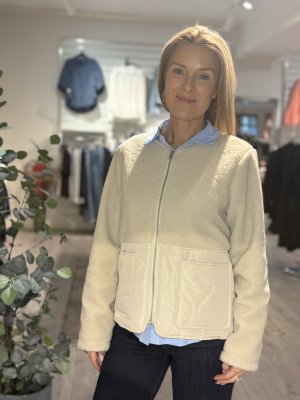 Zoom bild av Amra - Snygg vårjacka - Creme