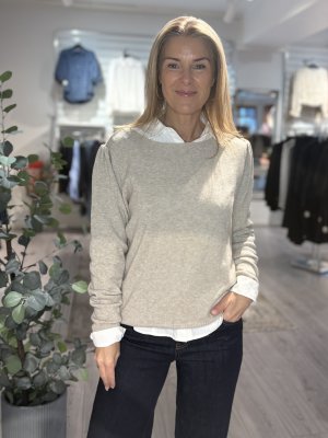 Zoom bild av Elvie - Stickad tröja med liten puffärm - Beige - One Size