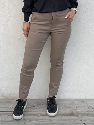 Zoom bild av Solvej - Ankelbyxa - Taupe