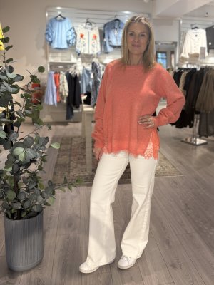 Zoom bild av Tessan - Stickad tröja med spets - Korall - OneSize