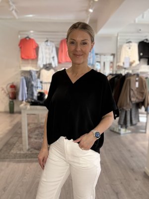 Zoom bild av Nova - Topp med knyt - Svart - OneSize