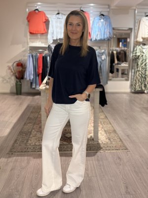 Zoom bild av Prea - Cropped T-shirt - Marinblå