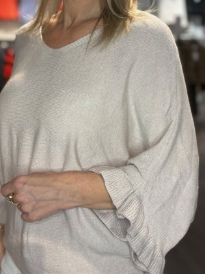 Zoom bild av Mira - Tröja med volangärm - Beige - One Size