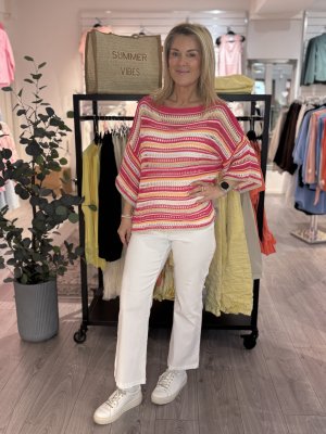 Zoom bild av Ylva - Magiska byxor bootcut - Vit