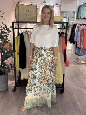 Zoom bild av Susanna - Långkjol med smock i midjan - Grön - OneSize