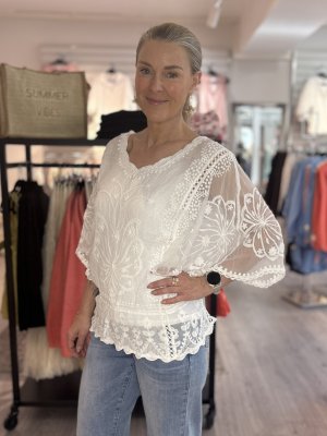 Zoom bild av Carolina - Spetstopp med fjärilsärm - Vit