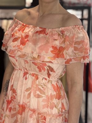 Zoom bild av Jana - Off shoulder klännnig