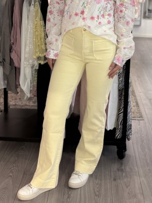 Zoom bild av Melina - Jeans med fickor fram - Gul