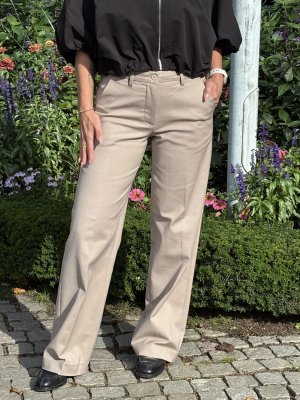 Zoom bild av Isadora - Rak byxa - Taupe