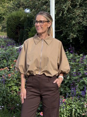 Zoom bild av Nelly - Jacka med puffärm- Sand