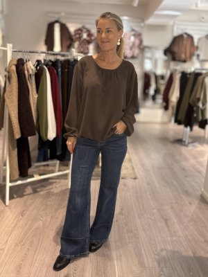 Zoom bild av Polly - Blus med ballongärm - Brun - One Size