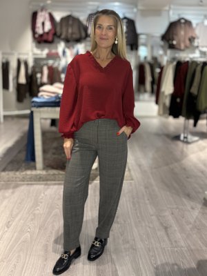 Zoom bild av Caro - Barellbyxa i rutmönser - Mörkgrå