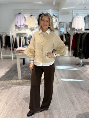 Zoom bild av Gabby - Jacka med textur - Ljusbeige