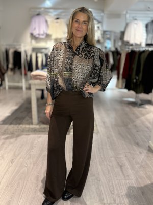 Zoom bild av Monica - Blus med mönster - Rosa - Svart