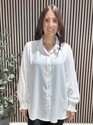 Zoom bild av Lina - Blus med smock i ärmslut - Vit - One Size