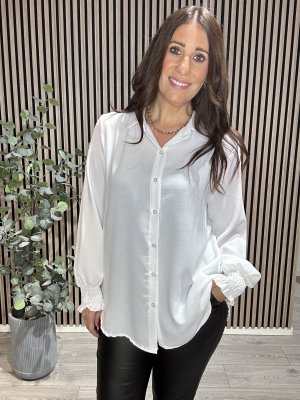 Zoom bild av Lina - Blus med smock i ärmslut - Vit - One Size