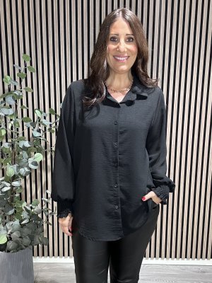 Zoom bild av Lina - Blus med smock i ärmslut - Svart - One Size