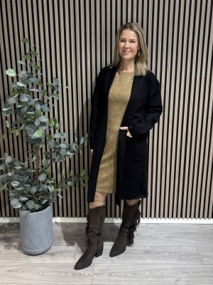 Mimmi - Finstickad långkofta - Svart