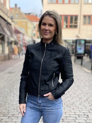 Zoom bild av Duna - Jacka i skinnimitation - Svart