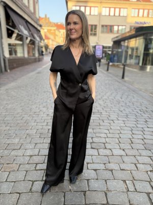 Zoom bild av Verina - Silkesbyxa med resår bak - Svart