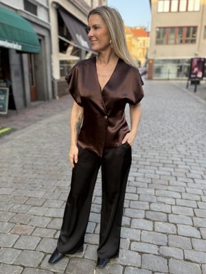 Zoom bild av Verina - Silkesbyxa med resår bak - Svart