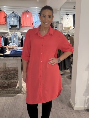 Zoom bild av Anette - Långskjorta - Korall - One Size