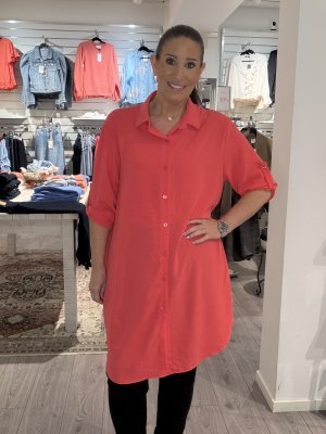 Zoom bild av Anette - Långskjorta - Korall - One Size