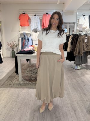 Zoom bild av Mono - Ballongkjol - Sand