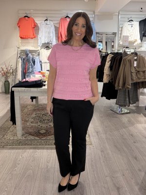 Zoom bild av Aline - Stickad topp med kort ärm - Rosa