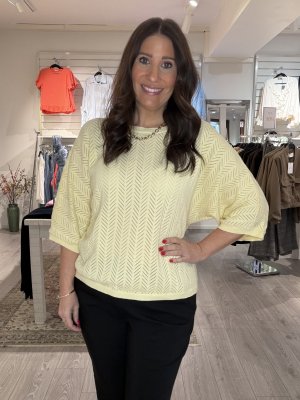 Zoom bild av Anne - Stickad topp med trekvartsärm - Gul