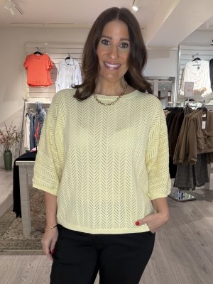Zoom bild av Anne - Stickad topp med trekvartsärm - Gul