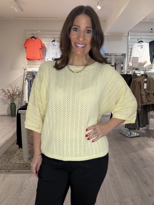Zoom bild av Anne - Stickad topp med trekvartsärm - Gul