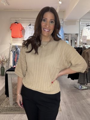 Zoom bild av Anne - Stickad topp med trekvartsärm - Beige