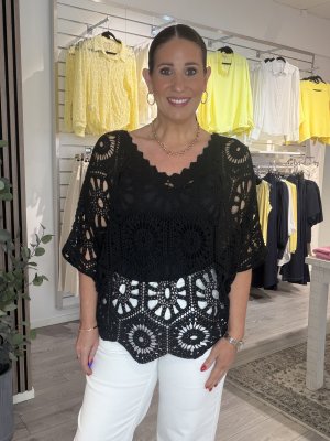Zoom bild av Jenny - Virkad topp - Svart - One Size