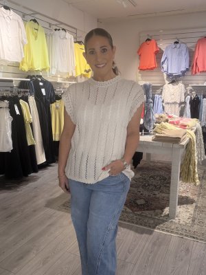 Zoom bild av Inez - Virkad tröja med kort ärm - Beige - One Size