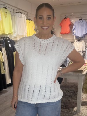 Zoom bild av Inez - Virkad tröja med kort ärm - Vit - One Size