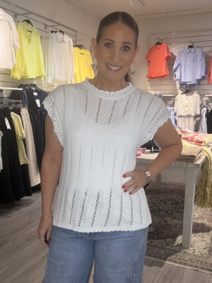 Zoom bild av Inez - Virkad tröja med kort ärm - Vit - One Size