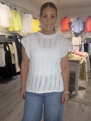 Zoom bild av Inez - Virkad tröja med kort ärm - Vit - One Size