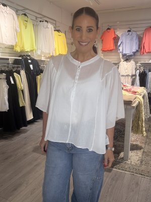 Zoom bild av Mirja - Bomullsblus med knappar - Vit - One Size