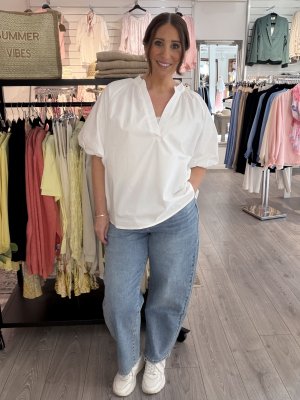 Zoom bild av Kamelia - Blus med ballongärm - Vit