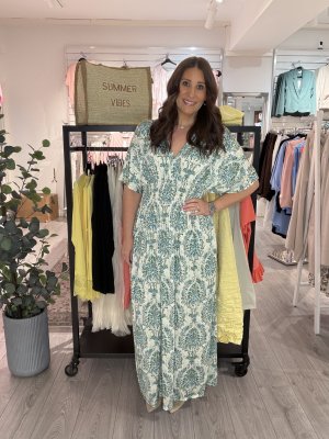 Zoom bild av Gullan - Mönstrad långklänning med smock - Grön - One Size