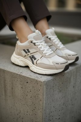 Zoom bild av Sporty sneakers - Beige