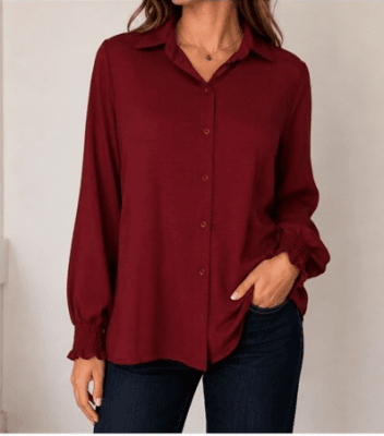 Zoom bild av Lina - Blus med smock ärmslut